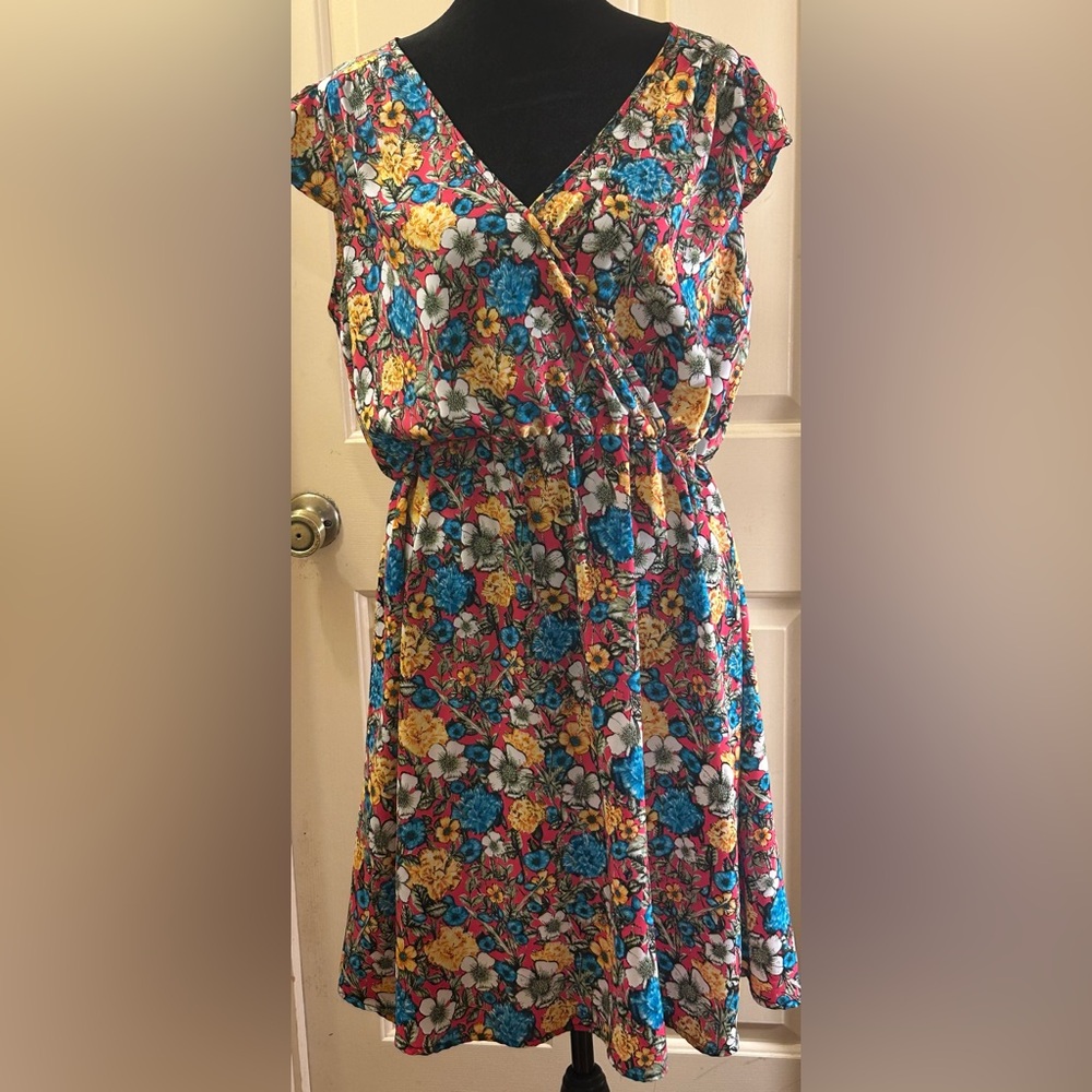 La Scala Floral V-Neck Dress
